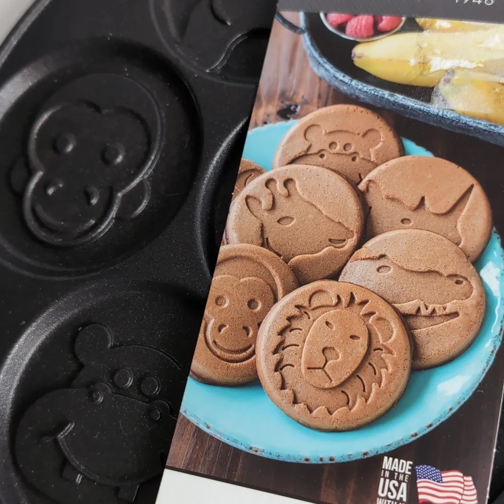 Nordic Ware Zoo Friends Pancake Pan New